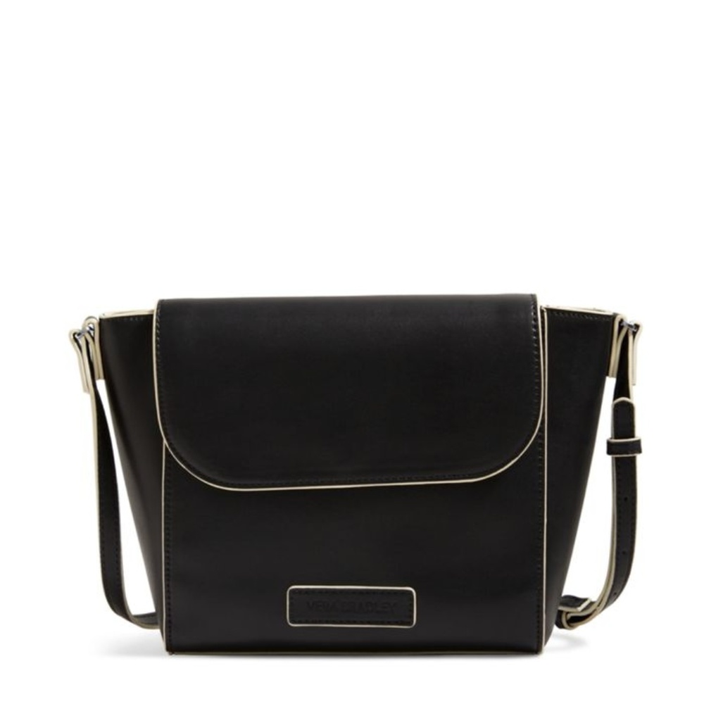 NWT! Cute Vera Bradley Black Flap Crossbody